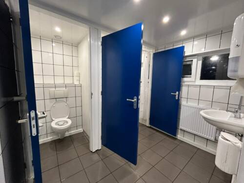 Toiletten + douche